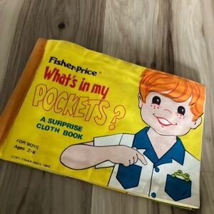 Vintage Fisher Price 1971 What's in My Pockets Surprise Cloth Soft Book  4coins